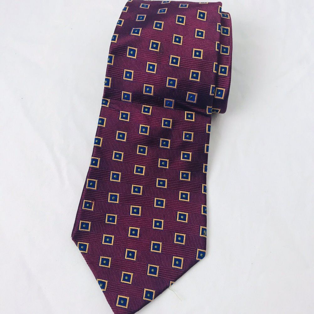 Tommy Hilfiger Mens Classic 100% Silk Necktie Burgundy Red Geometric